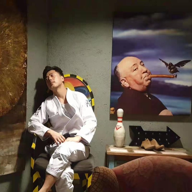 Adults Kids BJJ GI Uniform 550gsm 450gsm White Jiu Jitsu Gi Customized